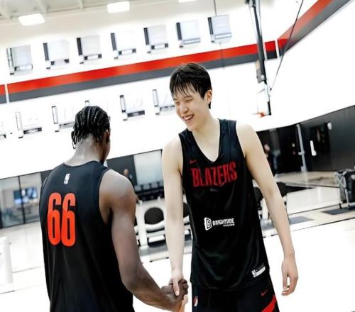 越南联第,河静红林专,家推荐,爱游戏app,爱游戏官网,爱游戏体育官网,爱游戏体育app