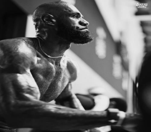 激情四溢,步行者,老鹰激战正,爱游戏app,爱游戏官网,爱游戏体育官网,爱游戏体育app