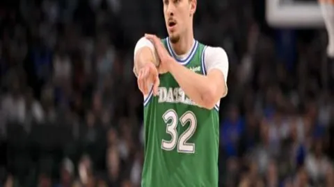 大乐透期号专家推荐质合分析：首尔三星雷电VS安养11中7